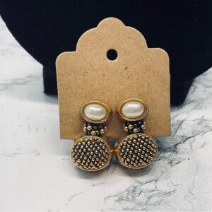 Vintage Cabot Elegant Gold and Pearl Textured Earrings Clip on